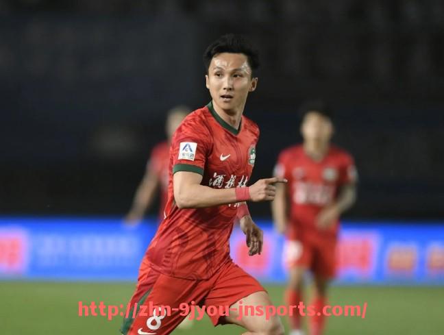 J9九游会登录入口-法甲球队战术部署实例：进攻三区布置与后防线协同案例